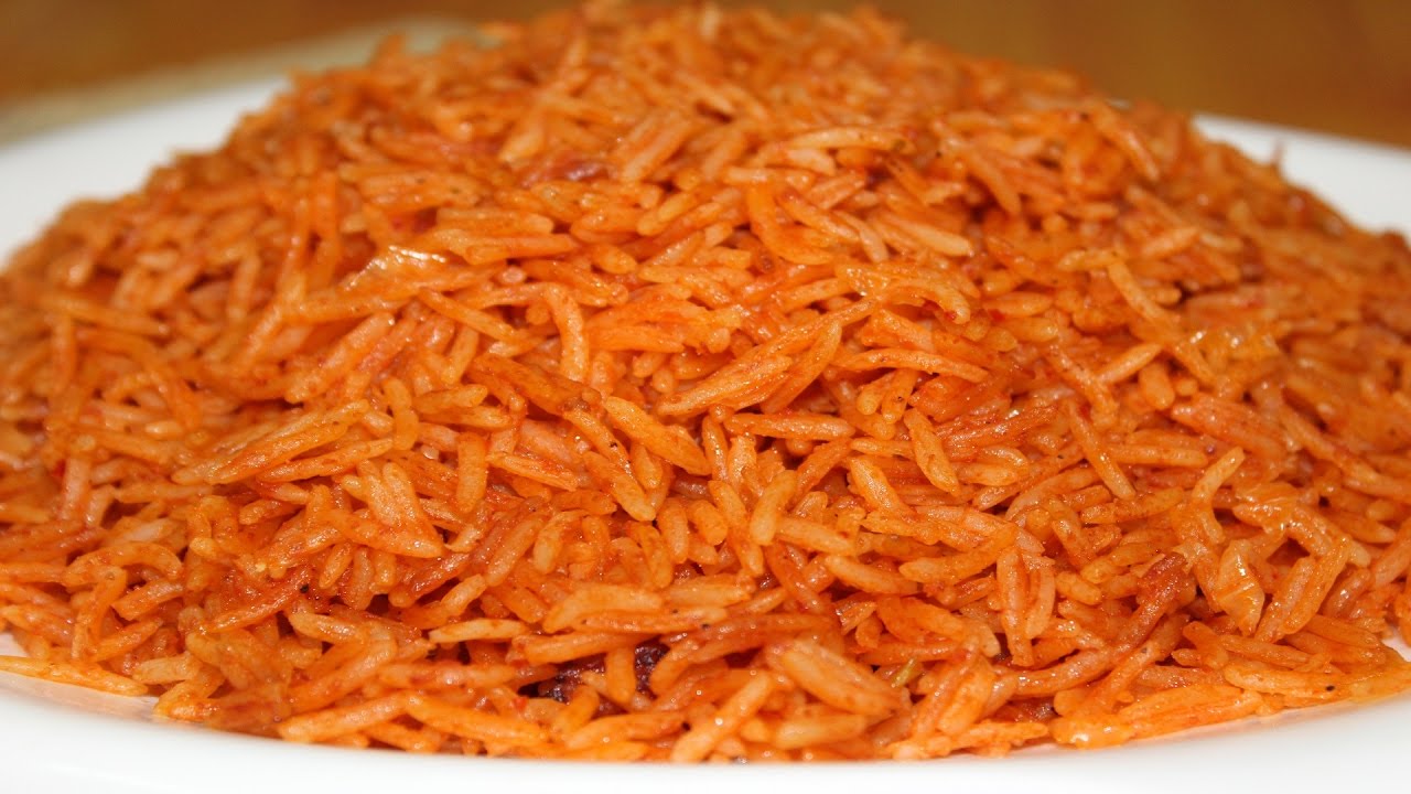 احمر